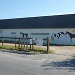 A La Ferme Entre Terre Et * Herenguerville