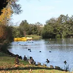 à La Ferme Entre Terre Et Casa de Férias Herenguerville