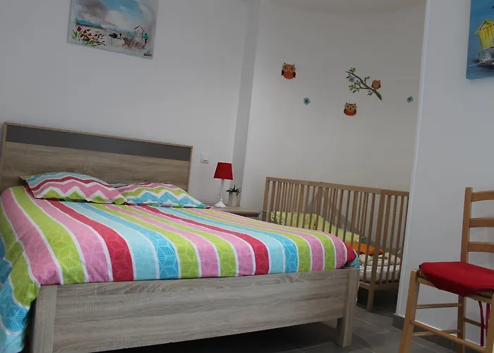 A La Ferme Entre Terre Et 別荘